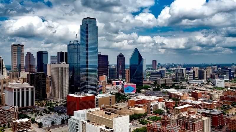 Is Dallas a Good Place to Live? Pros & Cons
