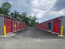 storage units in clinton, md