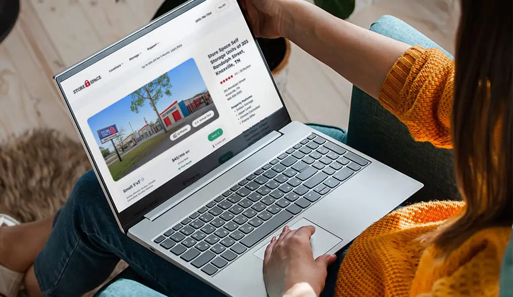 woman shops for storage units online with store space self storage