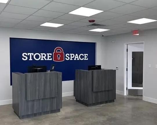 store space office at 5610 Blountstown Hwy, tallahassee, fl 32304