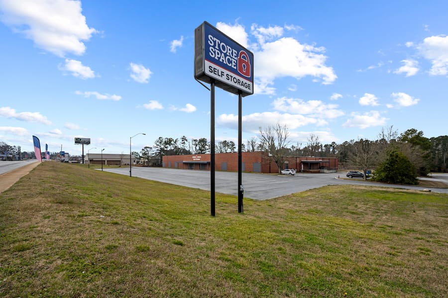 Image of the sign and building at Store Space Self Storage, 1225 SC-72, Greenwood, SC 29649
