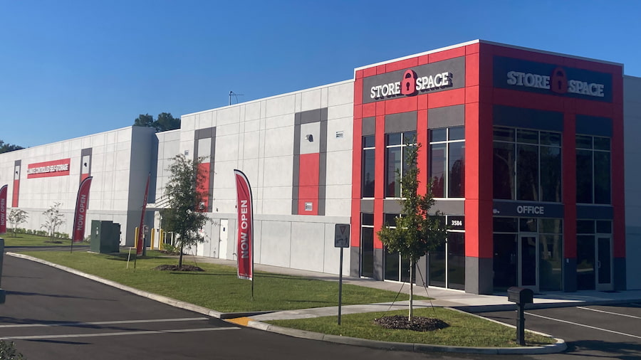 climate controlled storage facility exterior at store space 3584 SE 58th Ave, Ocala, FL 34480