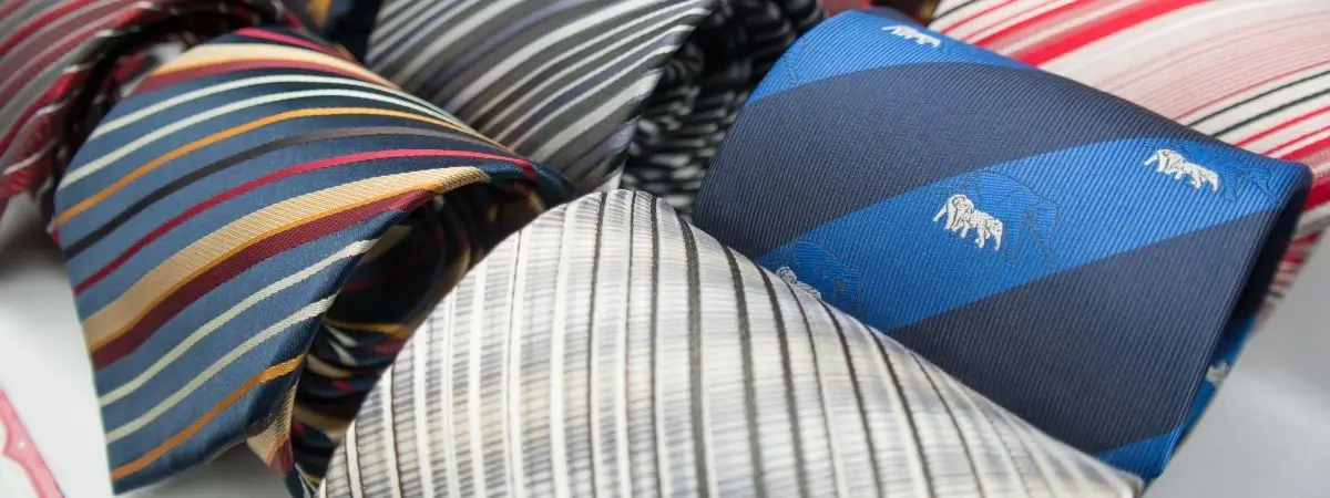 how to store ties: ties in storage