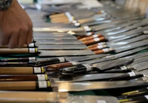 best way to store collectible knives