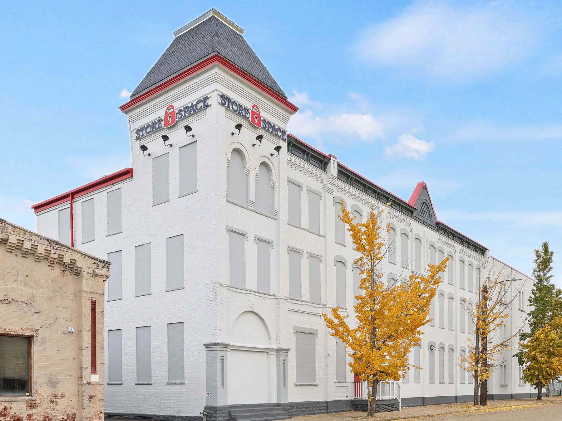 Store Space facility in Hamilton, OH