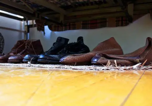 storing shoes under the bed