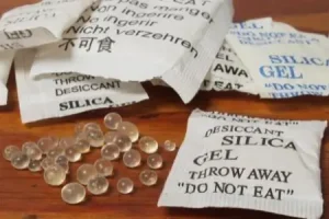 desiccants for removing moisture