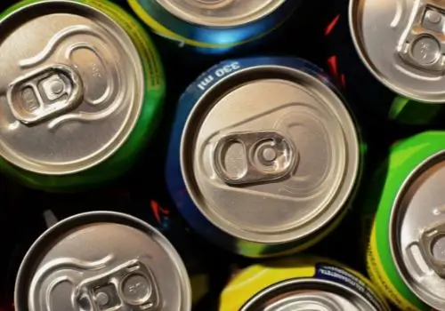 storing collectible soda cans