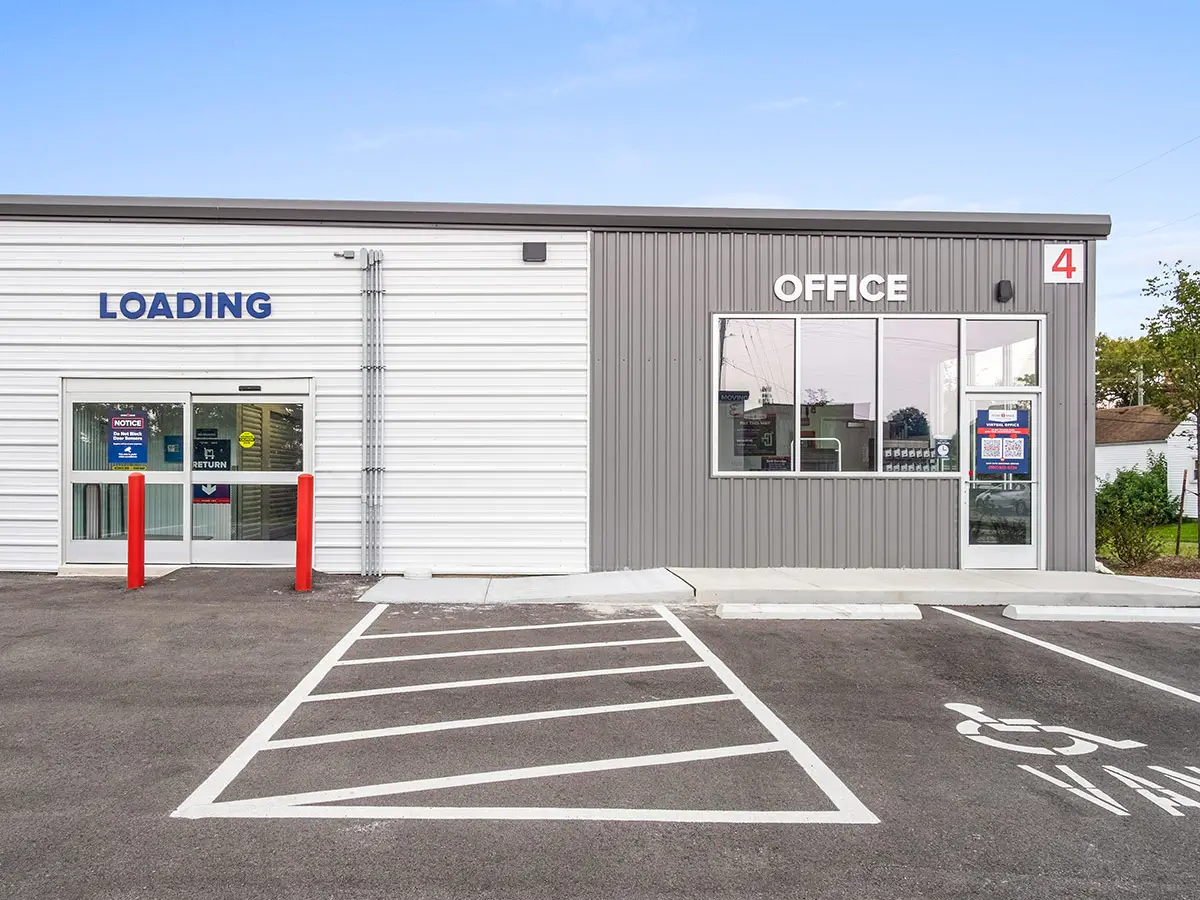 storage units at 632 Mix Ave Louisville, KY 40208