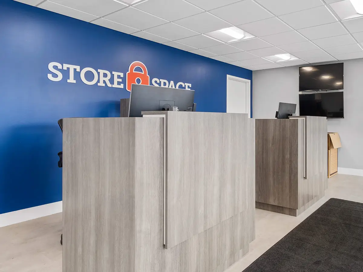 storage units in walton, ky