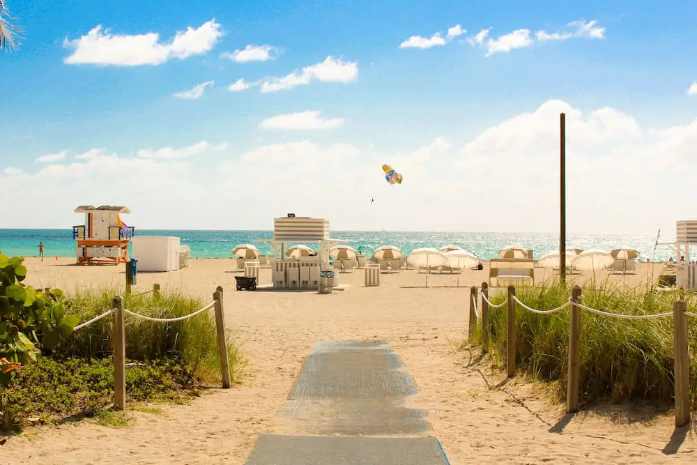 Things to know before moving to Florida: sunny beaches are everywhere